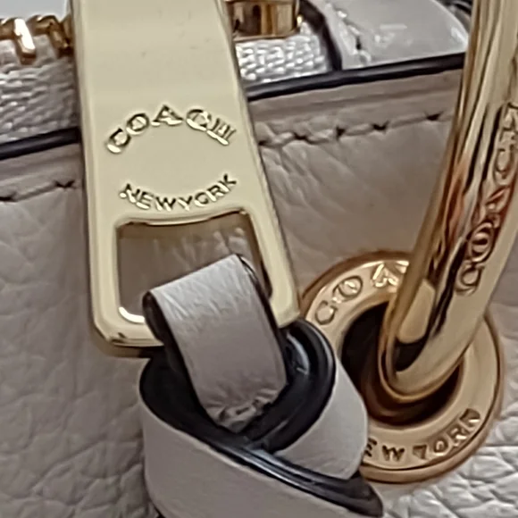 Coach chalk gold Remi refined pebble leather hobo crossbody bag - Picture 4 of 15